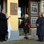 Zleva: děčínský primátor ing. Jiří Raška,Brigitte Bukovics a ředitel muzea Děčín Mgr. Milan Rosenkranc